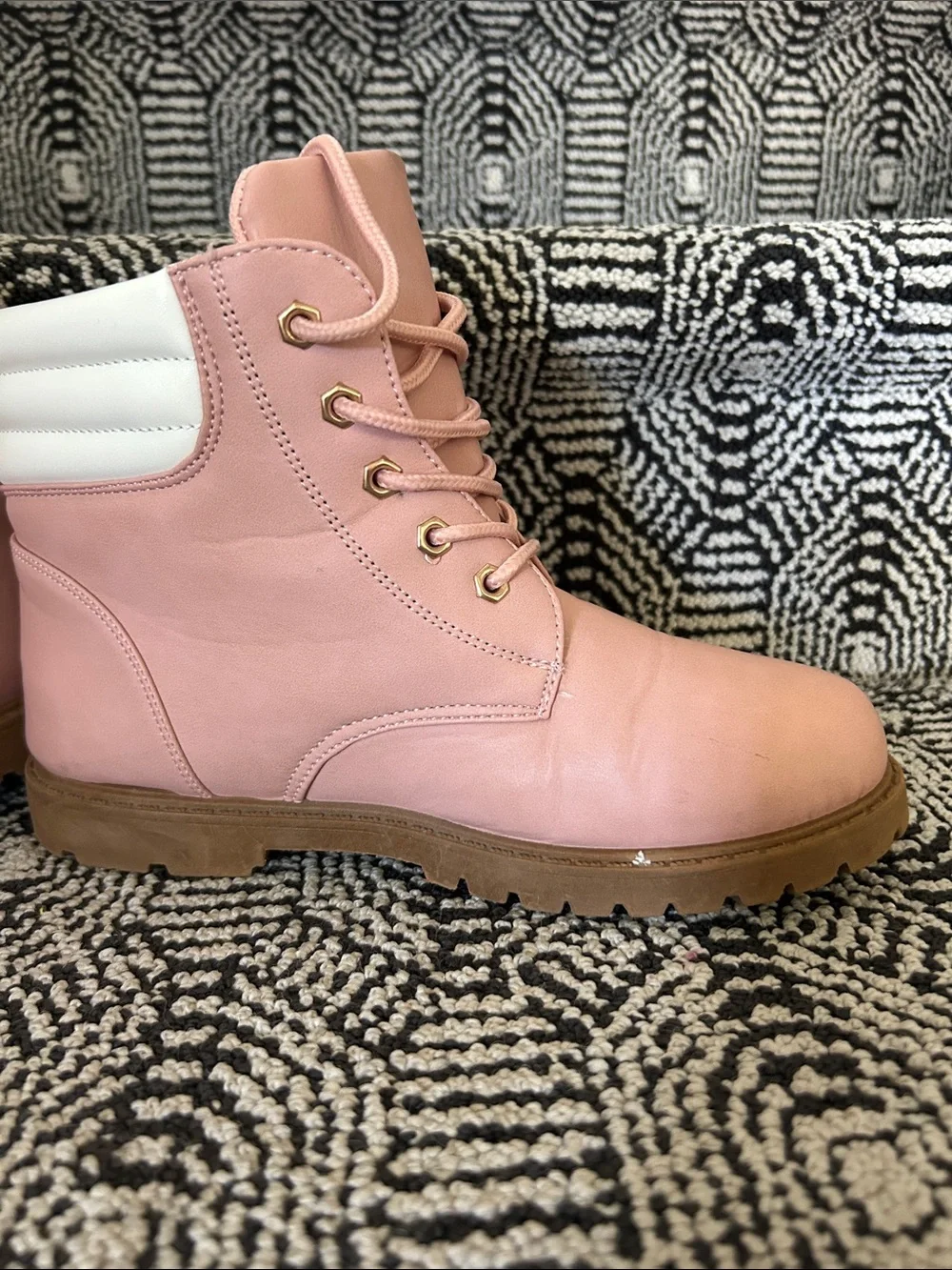 Rugged Bear stylish pink
